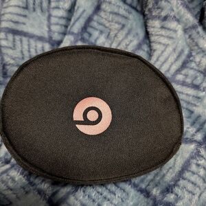 Beats Black And Rose Gold Softshell Headphone Case (EUC)